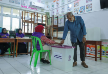 Addu Residents Vote on Forming Separate Councils